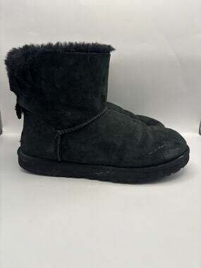 Ugg Mini Bailey Bow II Black Boots Women Size 9